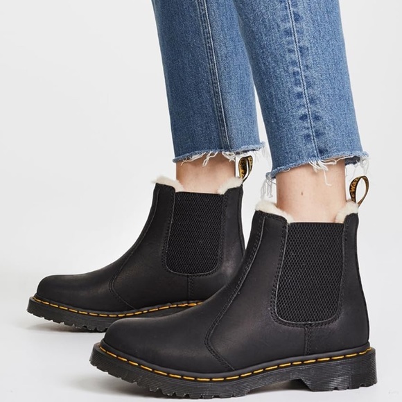 Dr. Martens Women’s 2976 Leonore Chelsea Boot sz 7 - Picture 1 of 6